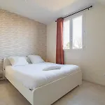 شقة Santa Monica, Maison Individuelle, 6ch, Parking