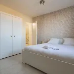 Santa Monica, Maison Individuelle, 6ch, Parking Cormontreuil