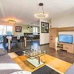 شقة Santa Monica, Maison Individuelle, 6ch, Parking