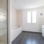 شقة Santa Monica, Maison Individuelle, 6ch, Parking *